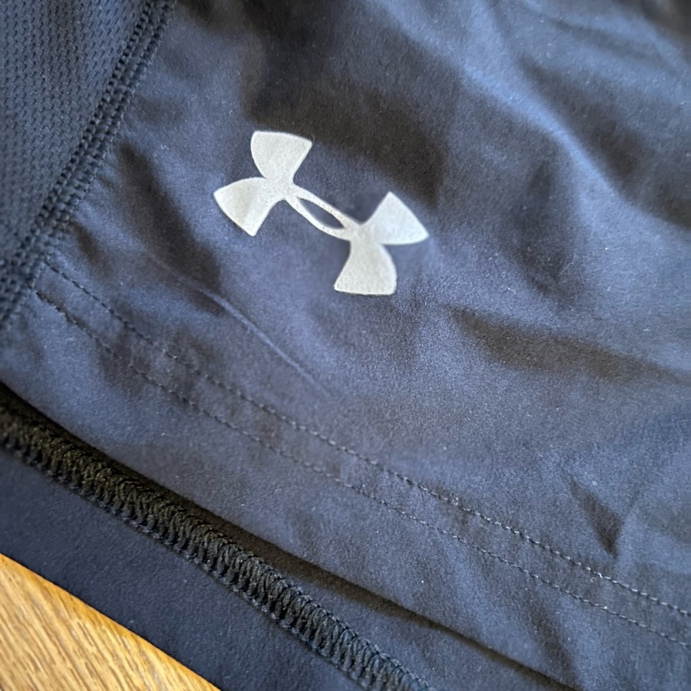 Men's Size 2XL Under Armour Black HeatGear Shorts Inner Mesh Workout/Running GUC - Picture 4 of 8